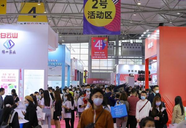 成都美博會展臺精心打造，開啟美業(yè)無限可能